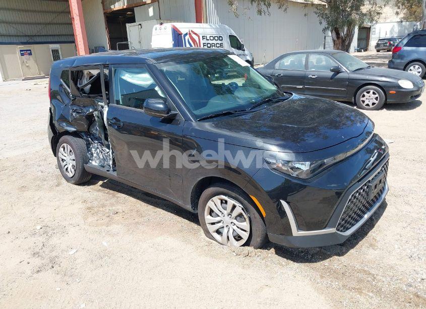 2025 Kia Soul LX (VIN KNDJ23AU0S7927656) main photo