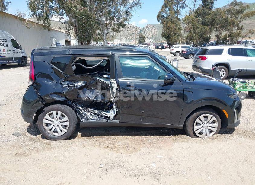 Photo 13 of 2025 Kia Soul LX (VIN KNDJ23AU0S7927656)