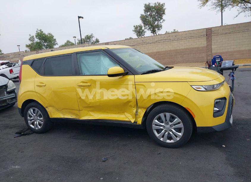Photo 13 of 2020 Kia Soul LX (VIN KNDJ23AU1L7089624)