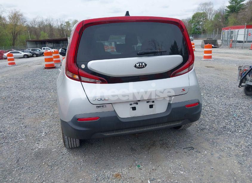 Photo 16 of 2021 Kia Soul S (VIN KNDJ23AU1M7737755)
