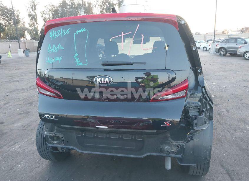 Photo 17 of 2021 Kia Soul S (VIN KNDJ23AU1M7758301)