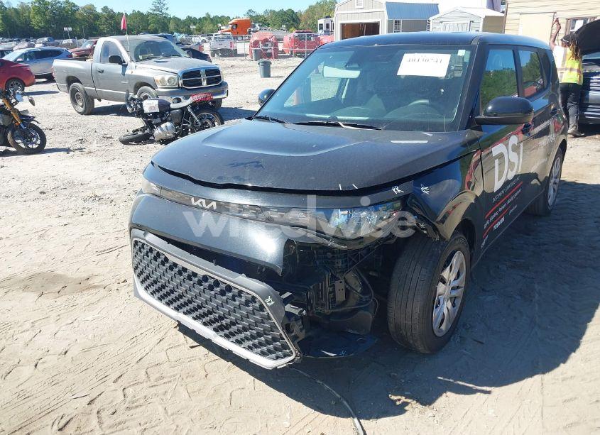Photo 6 of 2023 Kia Soul LX (VIN KNDJ23AU1P7838752)