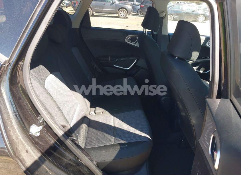 Photo 8 of 2023 Kia Soul LX (VIN KNDJ23AU1P7838752)