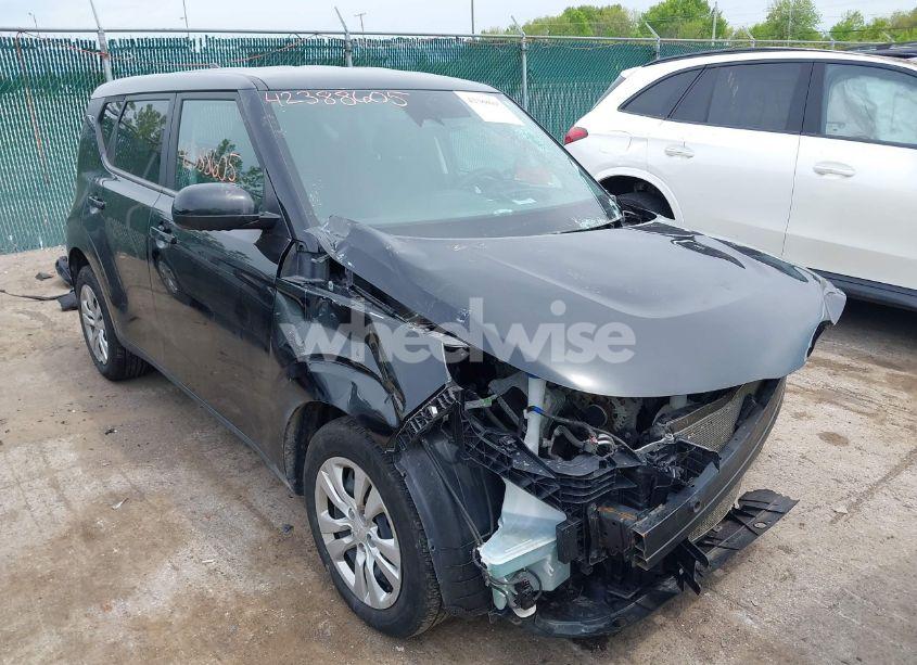 2023 Kia Soul LX (VIN KNDJ23AU1P7840047) main photo