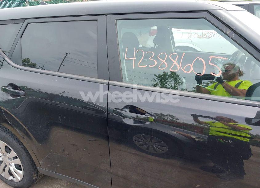 Photo 14 of 2023 Kia Soul LX (VIN KNDJ23AU1P7840047)