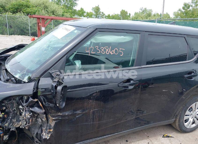 Photo 15 of 2023 Kia Soul LX (VIN KNDJ23AU1P7840047)