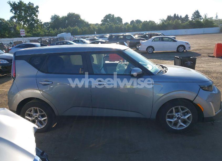 Photo 13 of 2023 Kia Soul LX (VIN KNDJ23AU1P7867295)