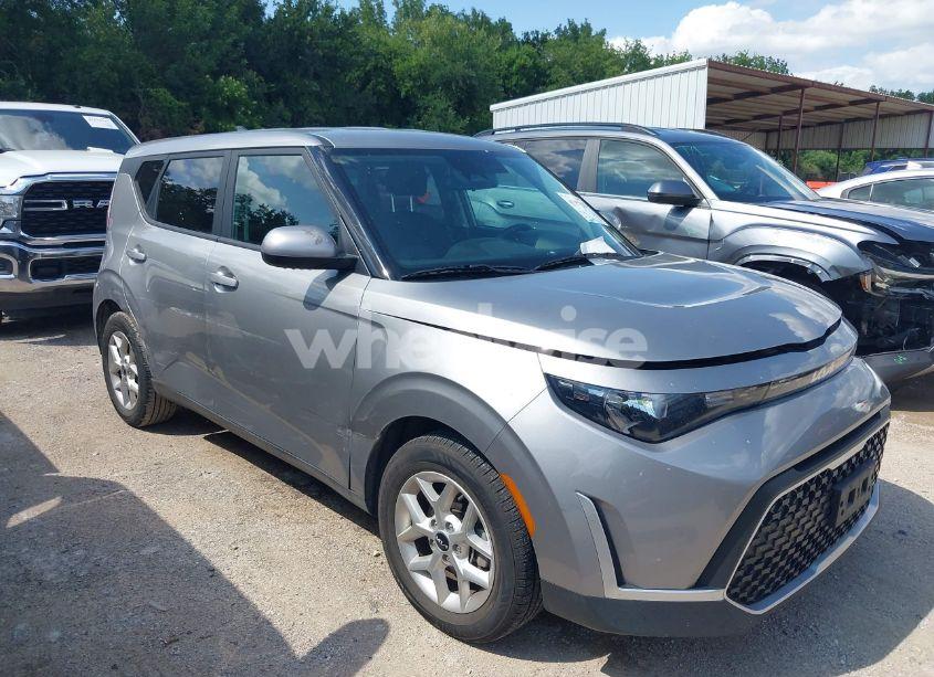2023 Kia Soul LX (VIN KNDJ23AU1P7876336) main photo