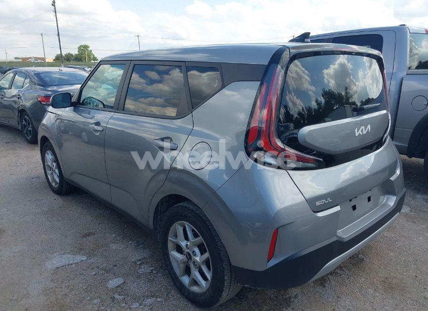 Photo 3 of 2023 Kia Soul LX (VIN KNDJ23AU1P7876336)