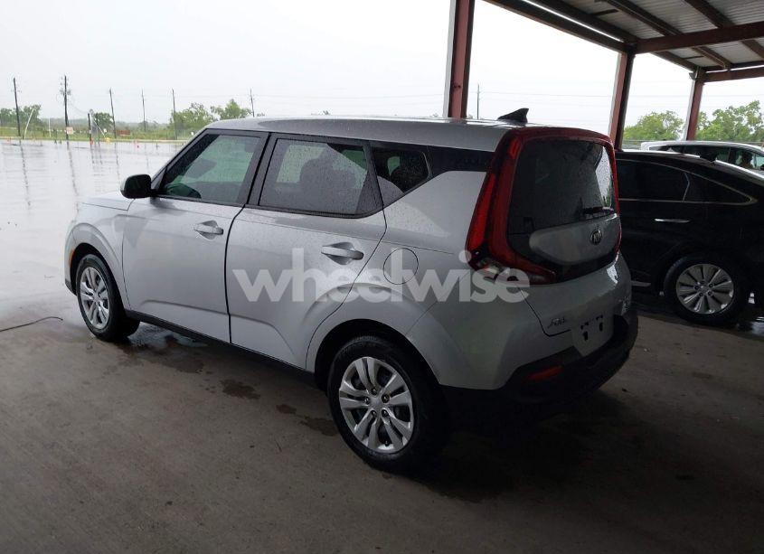 Photo 3 of 2020 Kia Soul LX (VIN KNDJ23AU2L7083220)