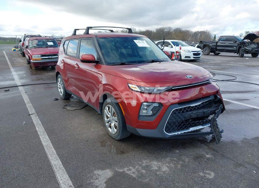 2020 Kia Soul LX (VIN KNDJ23AU2L7122761) main photo