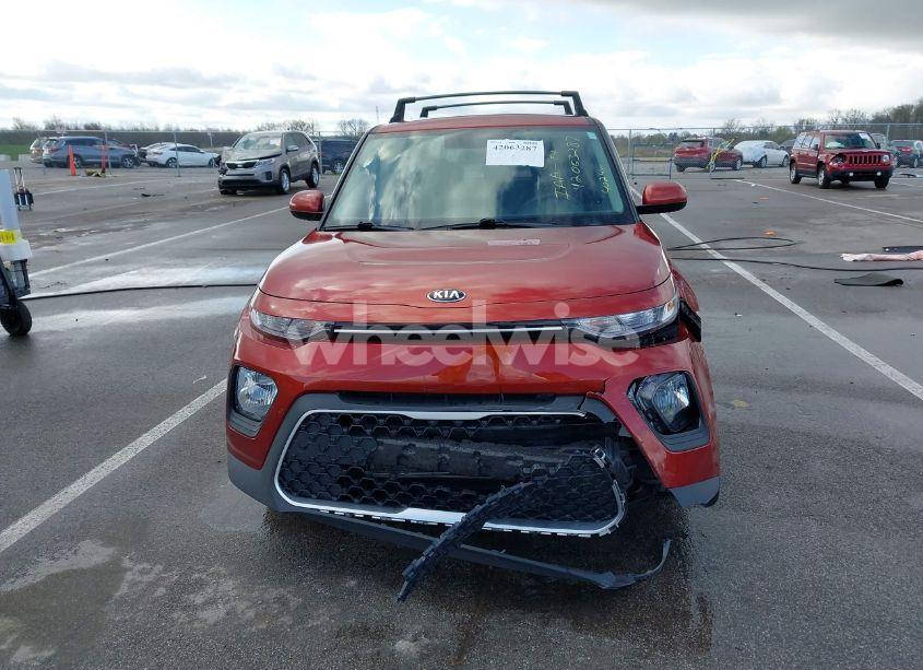 Photo 12 of 2020 Kia Soul LX (VIN KNDJ23AU2L7122761)