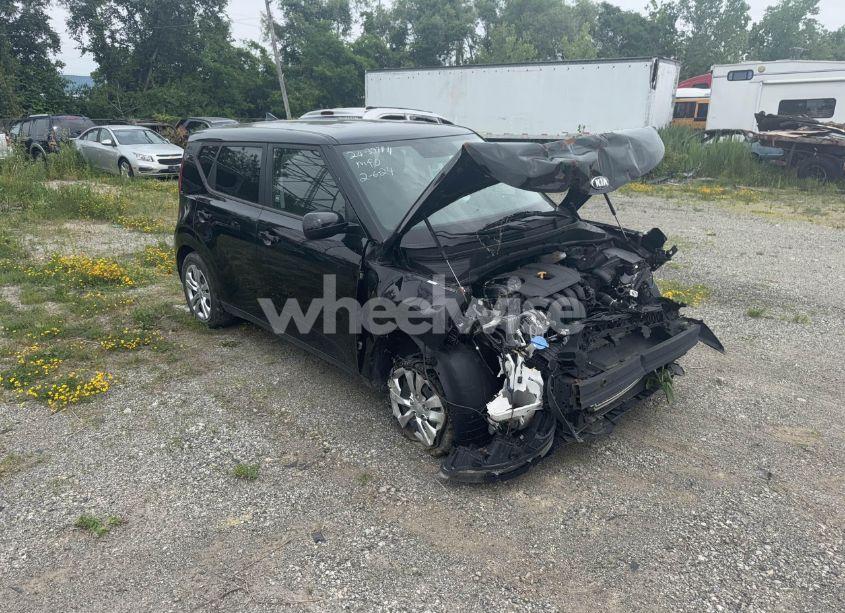 2020 Kia Soul LX (VIN KNDJ23AU2L7725161) main photo