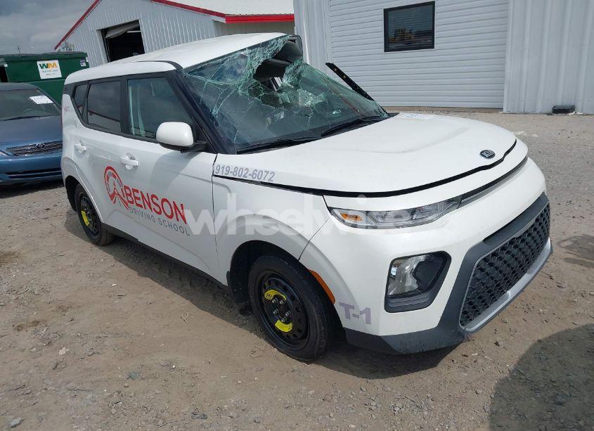 2021 Kia Soul LX (VIN KNDJ23AU2M7143241) main photo