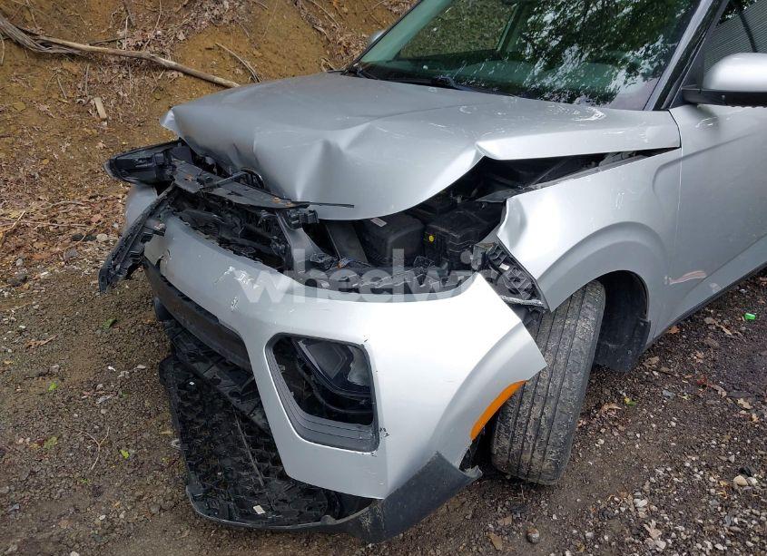 Photo 6 of 2021 Kia Soul LX (VIN KNDJ23AU2M7739658)