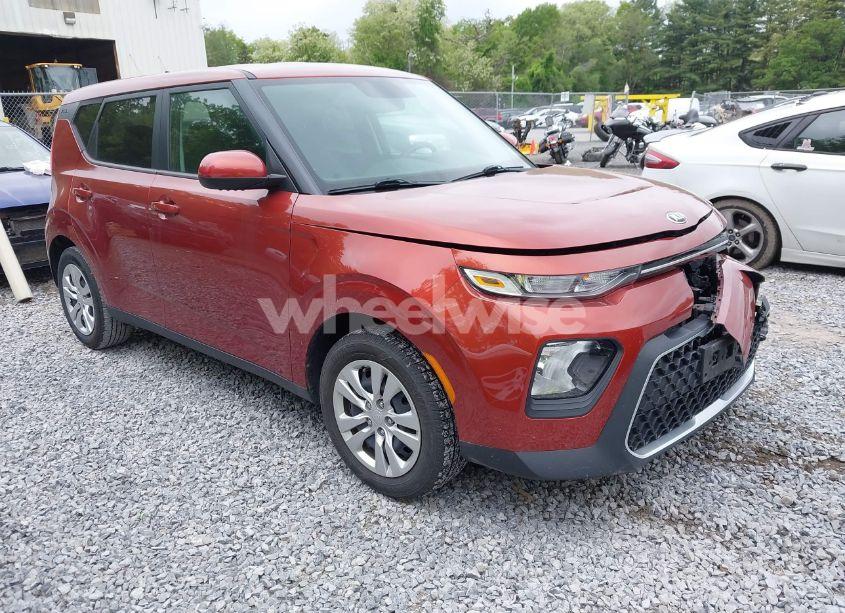 2021 Kia Soul LX (VIN KNDJ23AU2M7762762) main photo