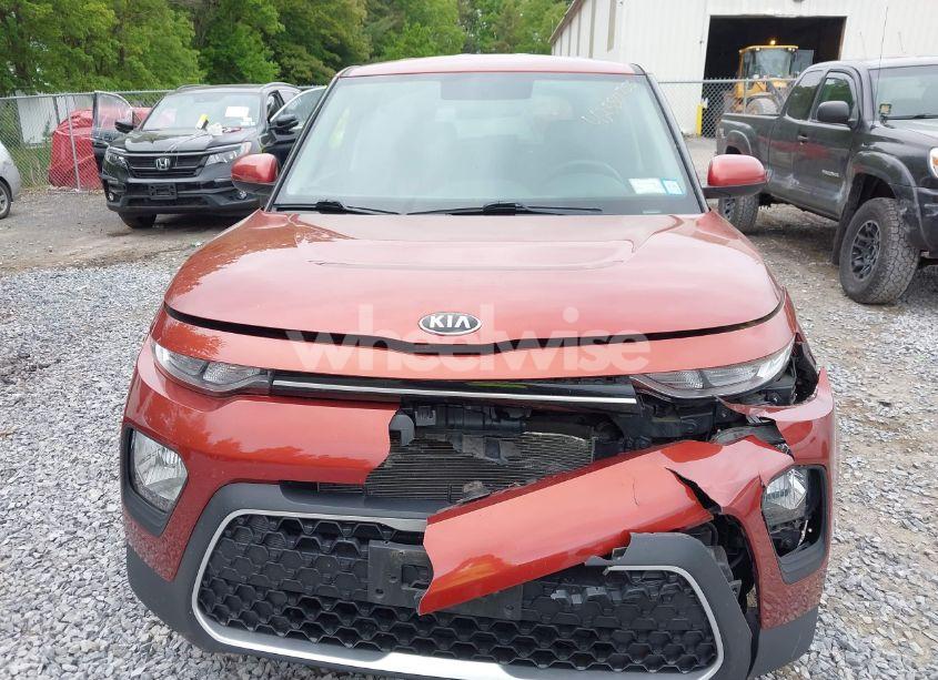 Photo 12 of 2021 Kia Soul LX (VIN KNDJ23AU2M7762762)