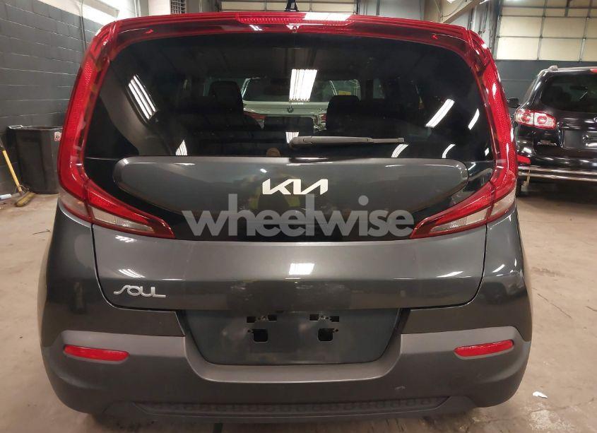 Photo 16 of 2022 Kia Soul LX (VIN KNDJ23AU2N7799053)