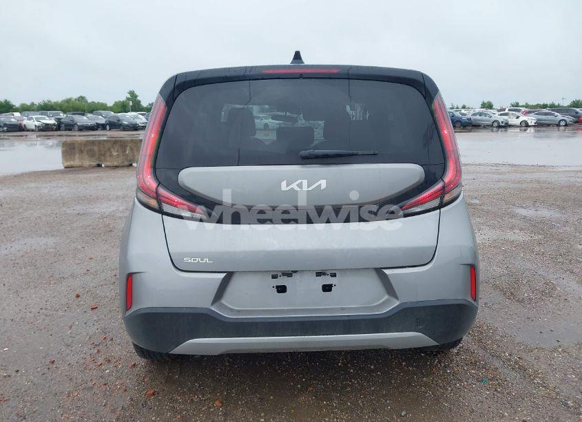 Photo 16 of 2025 Kia Soul LX (VIN KNDJ23AU2S7923821)