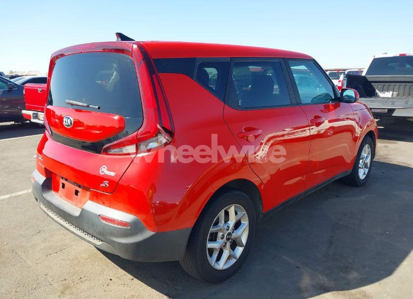 Photo 4 of 2020 Kia Soul S (VIN KNDJ23AU3L7025665)