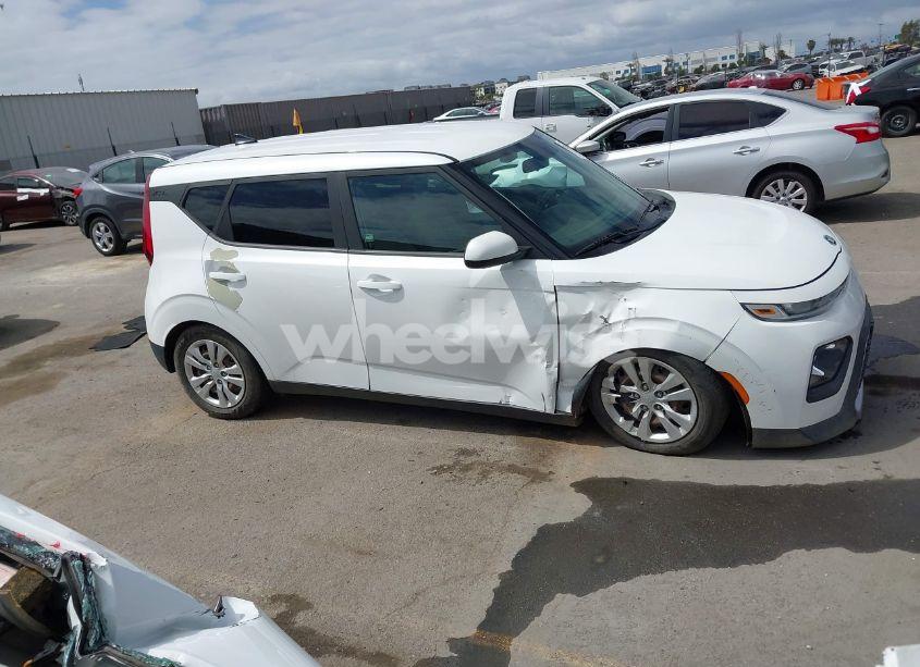 Photo 13 of 2020 Kia Soul LX (VIN KNDJ23AU3L7040294)
