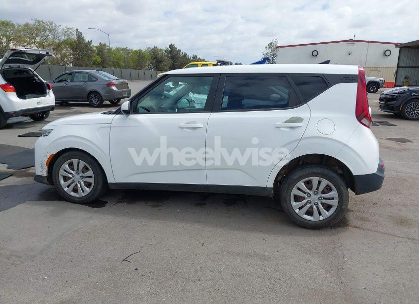 Photo 14 of 2020 Kia Soul LX (VIN KNDJ23AU3L7040294)