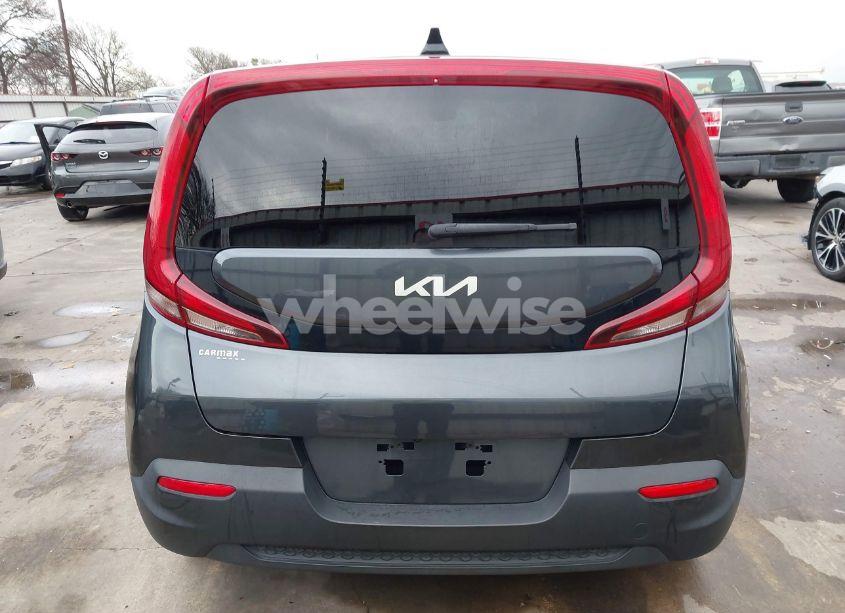 Photo 16 of 2022 Kia Soul LX (VIN KNDJ23AU3N7805815)