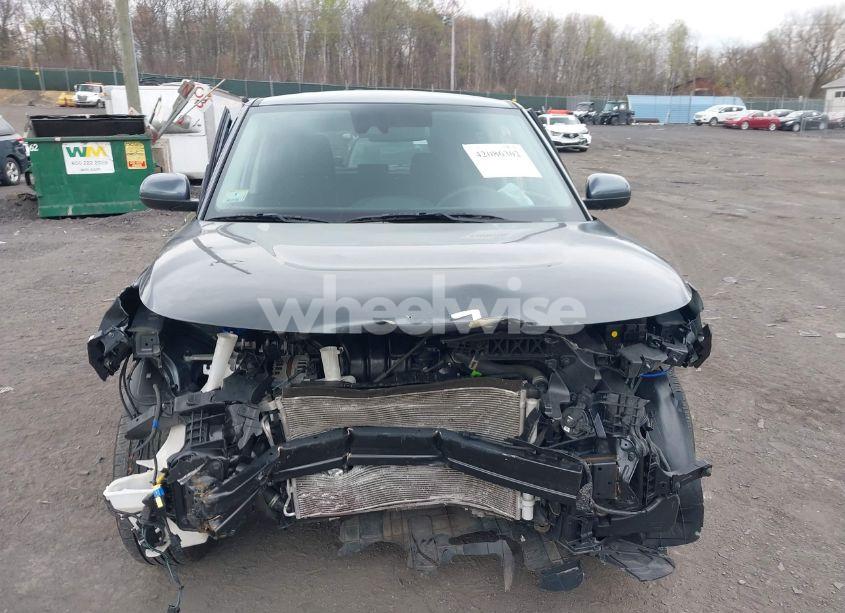 Photo 12 of 2022 Kia Soul LX (VIN KNDJ23AU3N7828205)