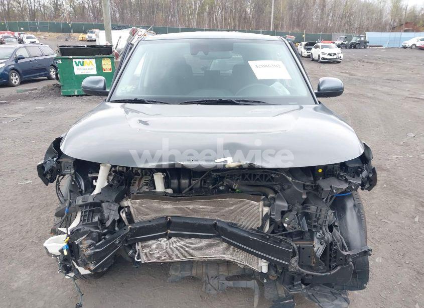 Photo 6 of 2022 Kia Soul LX (VIN KNDJ23AU3N7828205)