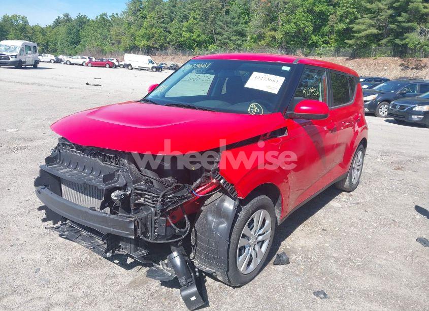 Photo 2 of 2024 Kia Soul LX (VIN KNDJ23AU3R7230041)