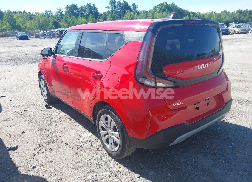 Photo 3 of 2024 Kia Soul LX (VIN KNDJ23AU3R7230041)