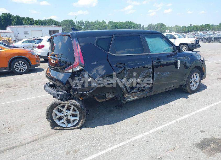 Photo 4 of 2024 Kia Soul LX (VIN KNDJ23AU3R7897711)