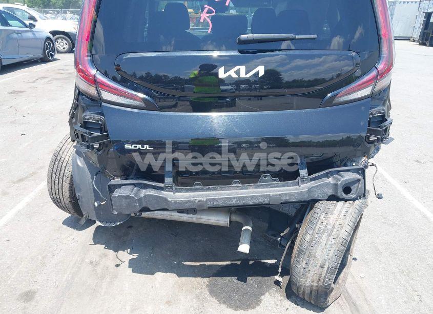 Photo 6 of 2024 Kia Soul LX (VIN KNDJ23AU3R7897711)