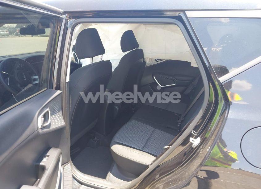 Photo 8 of 2024 Kia Soul LX (VIN KNDJ23AU3R7897711)