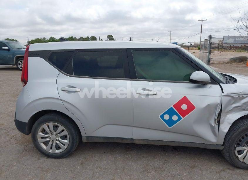 Photo 13 of 2021 Kia Soul LX (VIN KNDJ23AU4M7793351)