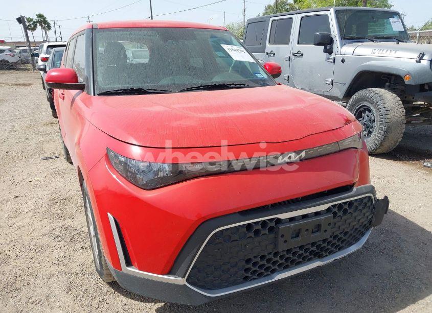 2023 Kia Soul LX (VIN KNDJ23AU4P7207428) main photo