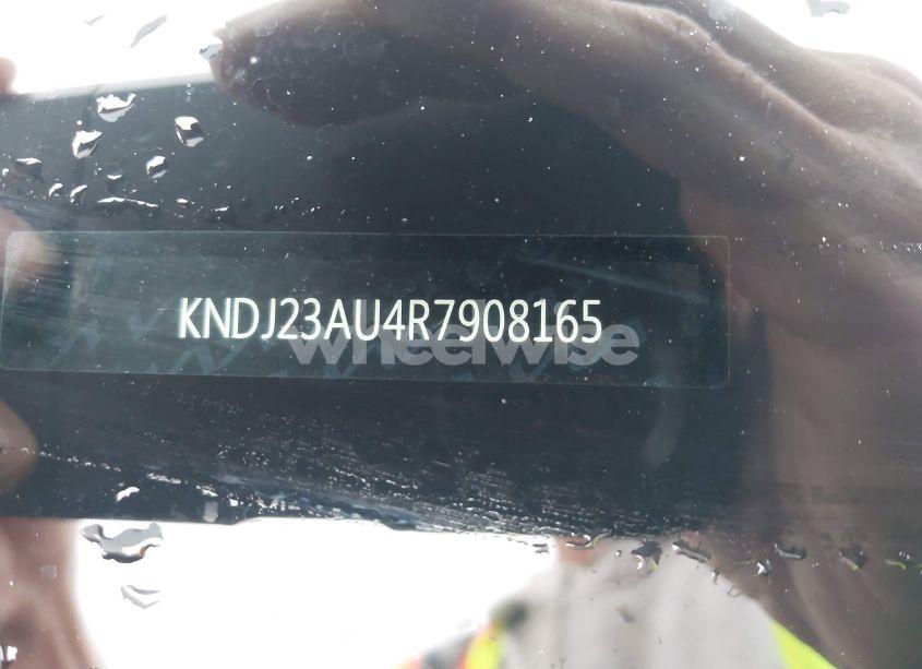 Photo 17 of 2024 Kia Soul LX (VIN KNDJ23AU4R7908165)