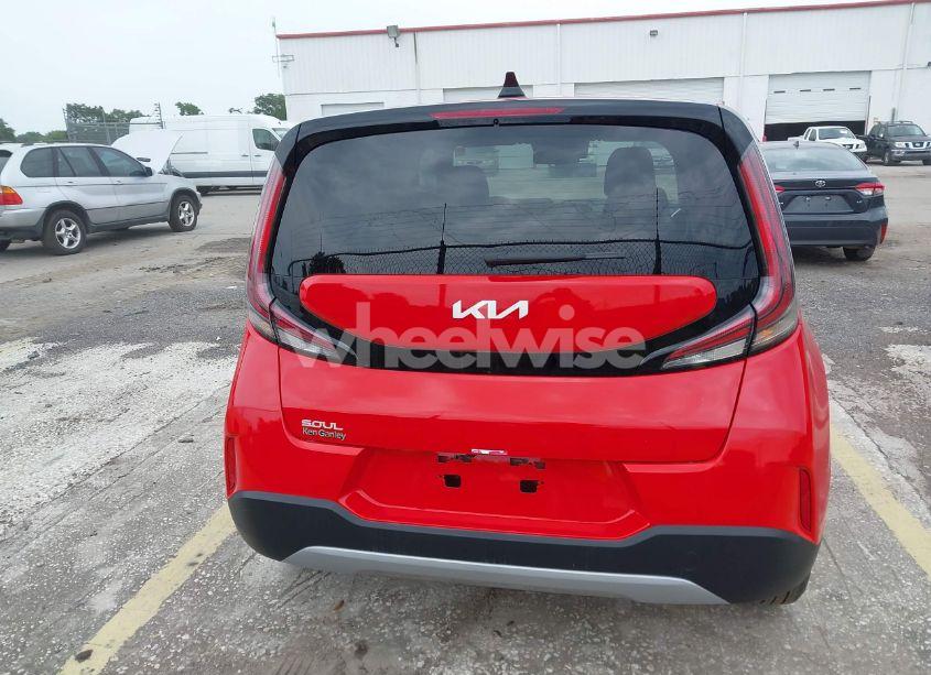 Photo 16 of 2025 Kia Soul LX (VIN KNDJ23AU4S7248988)