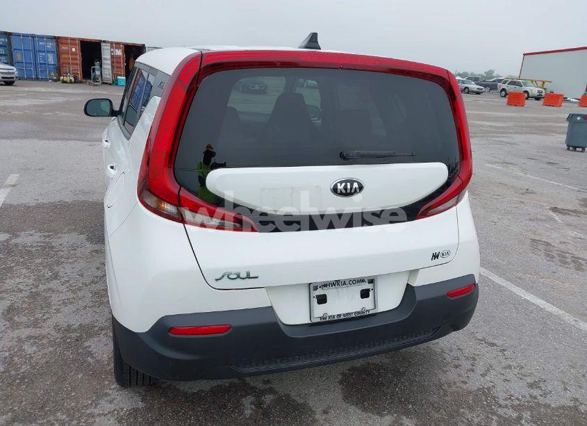 Photo 16 of 2020 Kia Soul LX (VIN KNDJ23AU5L7022217)