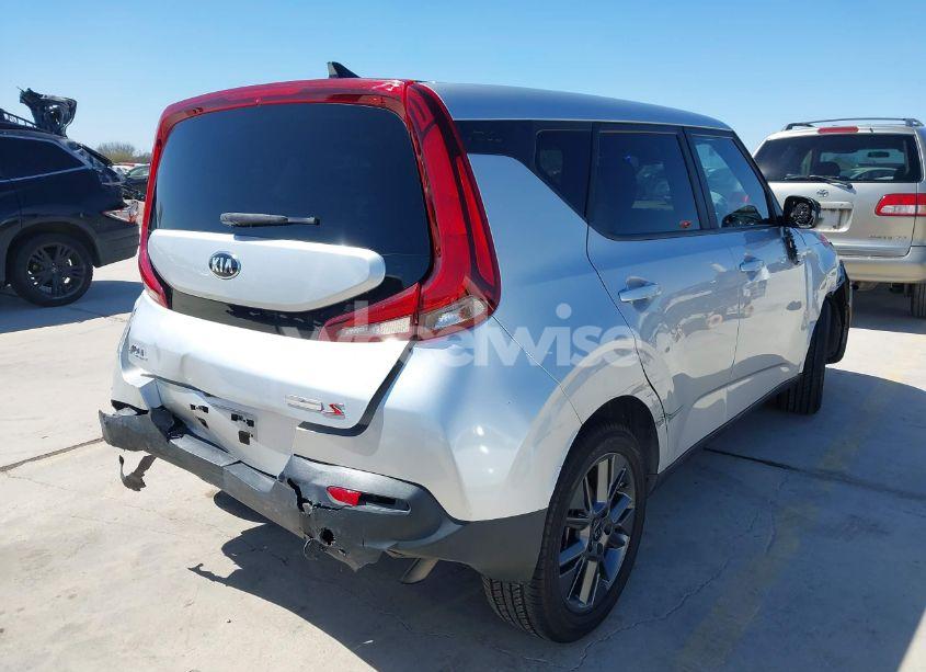 Photo 4 of 2021 Kia Soul S (VIN KNDJ23AU5M7795528)