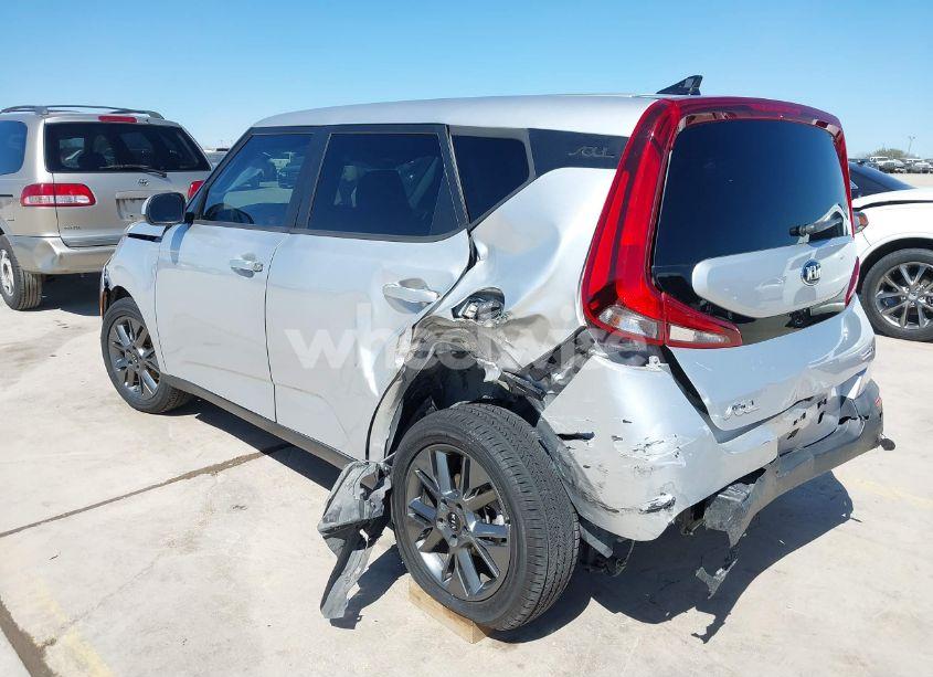 Photo 6 of 2021 Kia Soul S (VIN KNDJ23AU5M7795528)