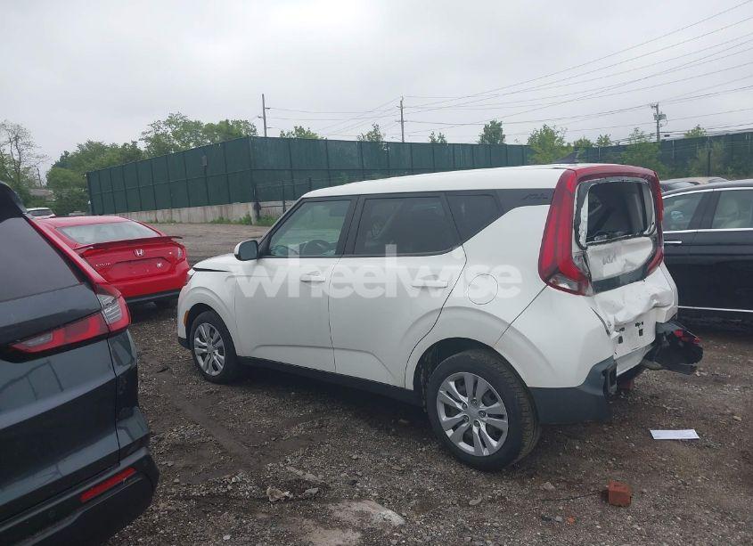 Photo 14 of 2022 Kia Soul LX (VIN KNDJ23AU5N7812393)