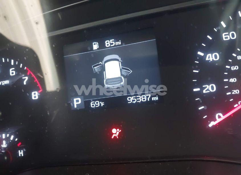 Photo 15 of 2022 Kia Soul LX (VIN KNDJ23AU5N7812393)