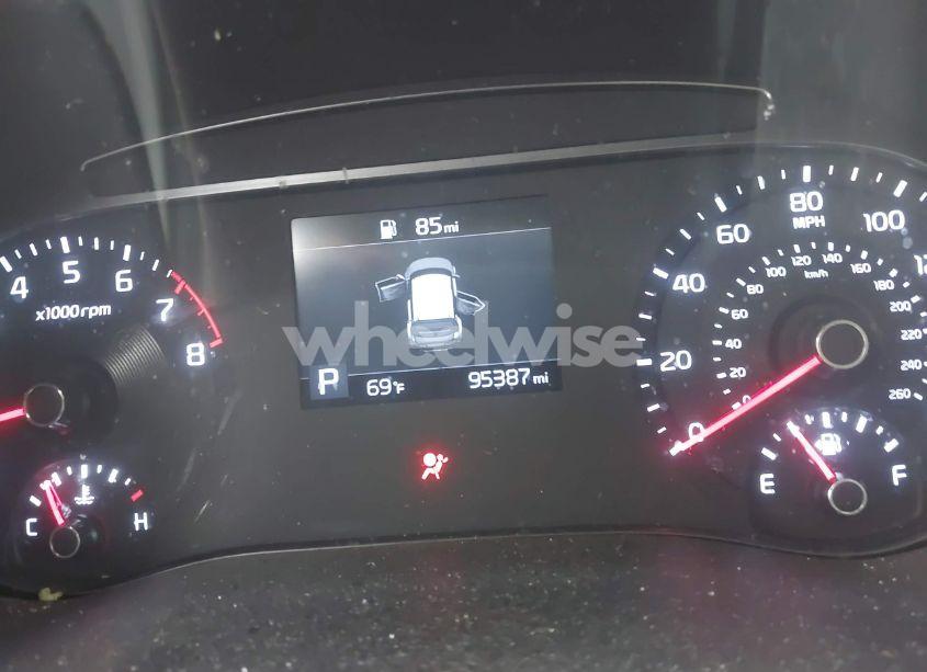 Photo 7 of 2022 Kia Soul LX (VIN KNDJ23AU5N7812393)