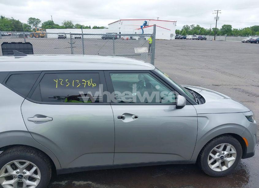 Photo 13 of 2023 Kia Soul LX (VIN KNDJ23AU5P7881796)