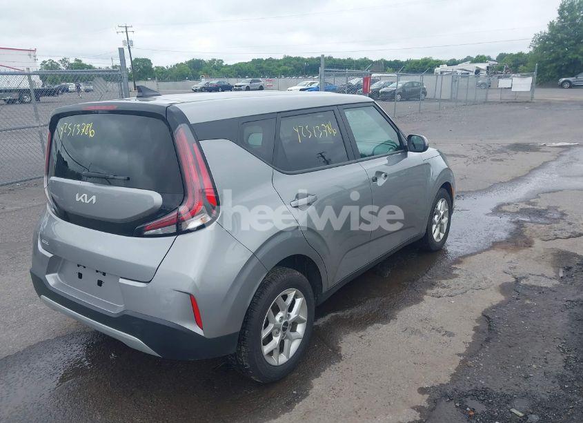 Photo 4 of 2023 Kia Soul LX (VIN KNDJ23AU5P7881796)