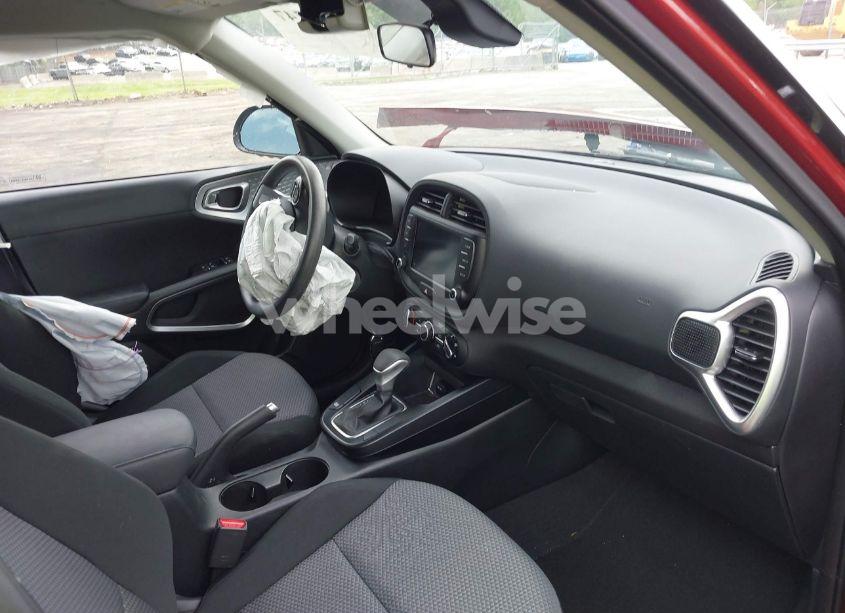 Photo 5 of 2023 Kia Soul LX (VIN KNDJ23AU5P7891941)