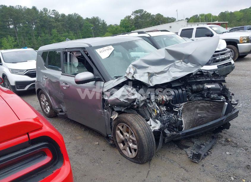 2024 Kia Soul LX (VIN KNDJ23AU5R7897984) main photo