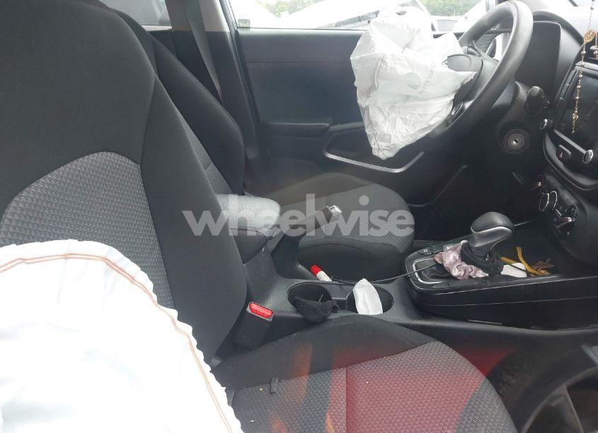 Photo 5 of 2024 Kia Soul LX (VIN KNDJ23AU5R7897984)