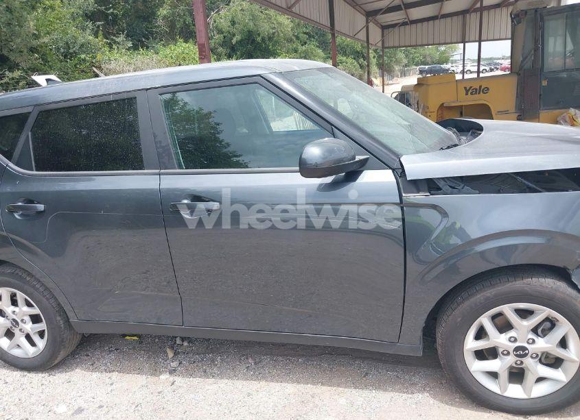 Photo 13 of 2024 Kia Soul LX (VIN KNDJ23AU5R7911270)